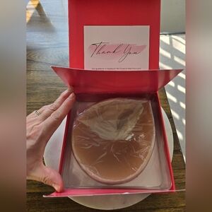 Boomba Invisibra Size D New Open Box